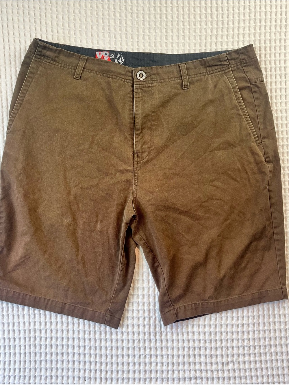Volcom Men’s Brown Chino Shorts Size 40 Casual Skate Surf Cotton Blend